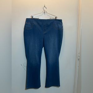 Jessica Simpson women’s stretch jeans size W18. Denim